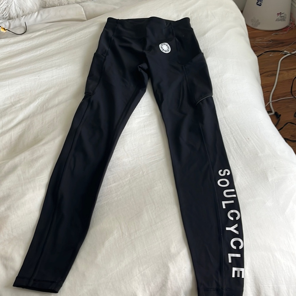 In great shape Lululemon /SoulCycle leggings size sm